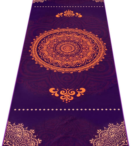 Non Slip Hot Yoga Towel, 100% Microfiber Non Slip Yoga Mat Towel for Hot Yoga, Pilates and Fitness, Exclusive Corner Pockets Design + Free Spray Bottle